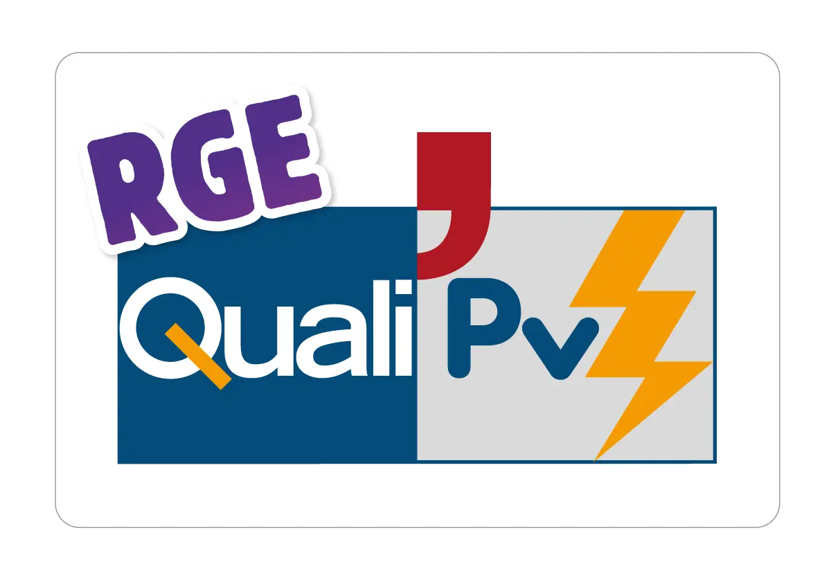 Logo RGE QualiPv avec éclair jaune.